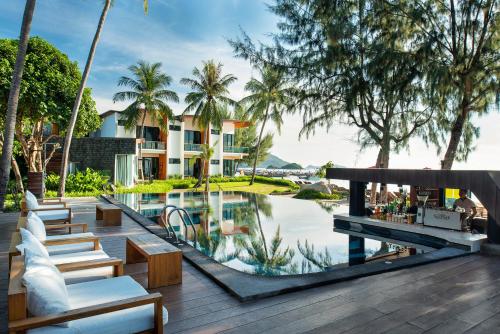 Embracing Tranquility: The Allure of Idyllic Concept Resorts